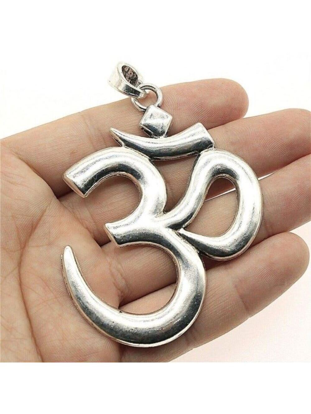 925 Silver Plated Large Om Aum Yoga Hindu Symbol Mindfulness Meditation Pendan